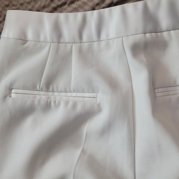 Zara Basic White Trousers - Picture 8 of 8